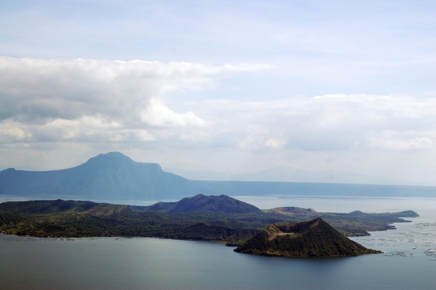 Tagaytay' Taal Volcano